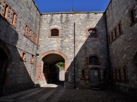 Il cortile centrale del forte